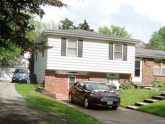 2nd image of 5809 Steven Dr
