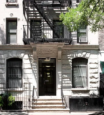 Rented by LC Lemle Real Estate Group | media 14