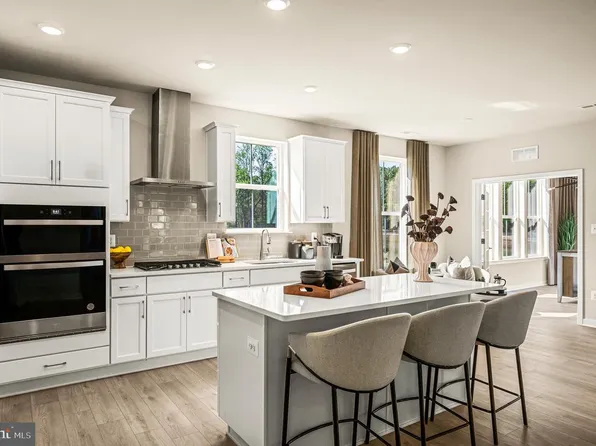 138 Fuschia Dr, Dover, DE 19904