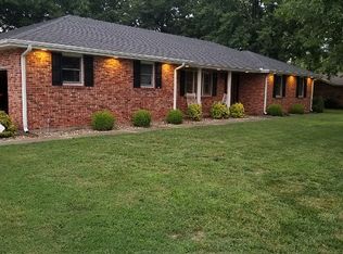 218 Thomas Dr, Sikeston, MO 63801