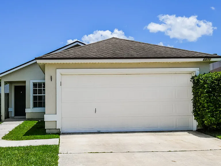 6875 Recreation Trl — Photo 1