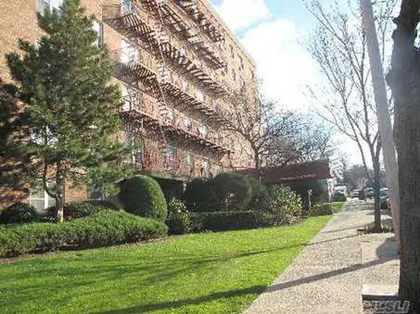4727 Little Neck Pkwy APT 3G, Flushing, NY 11362