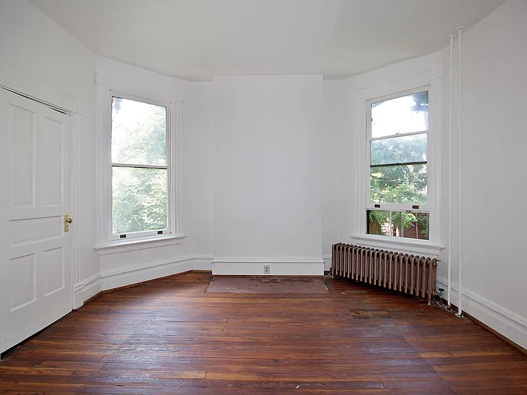 room B unfurnished