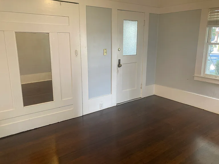 2215 N St #A — Photo 32