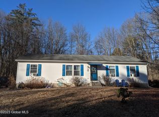 68 Jones Rd, Saratoga Springs, NY 12866