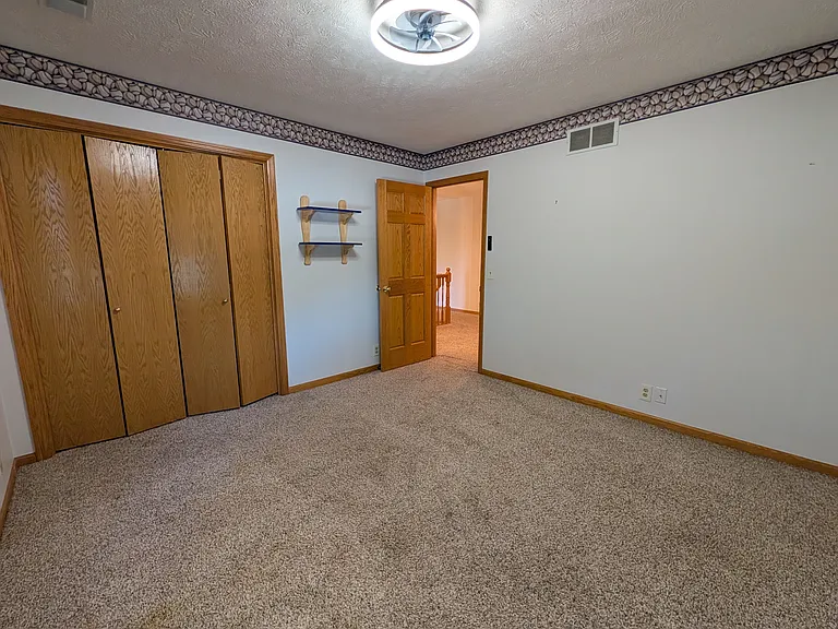 5612 N 139th Ave — Photo 24
