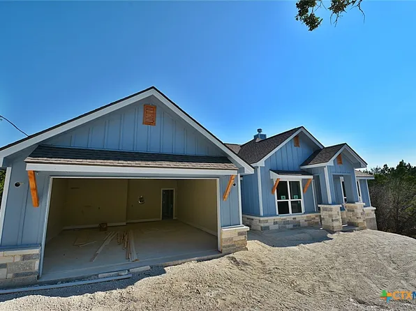 1361 Iron Wood Rd, Fischer, TX 78623