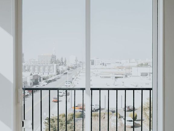 4th image of 1800 Q St #405