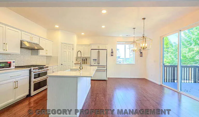 4131 228th Pl SE — Photo 11