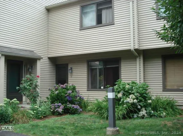 1 Horizon Drive APT 7, Norwalk, CT 06854