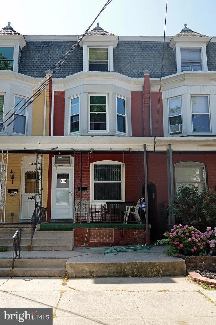 450 W Oley St photo 1