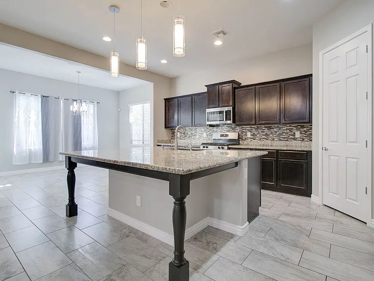 4617 E Walter Way — Photo 11