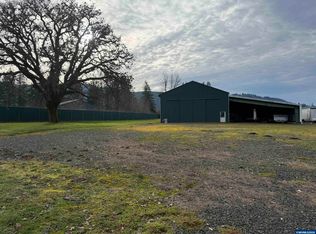 2240 Apple Loop, Lyons, OR 97358