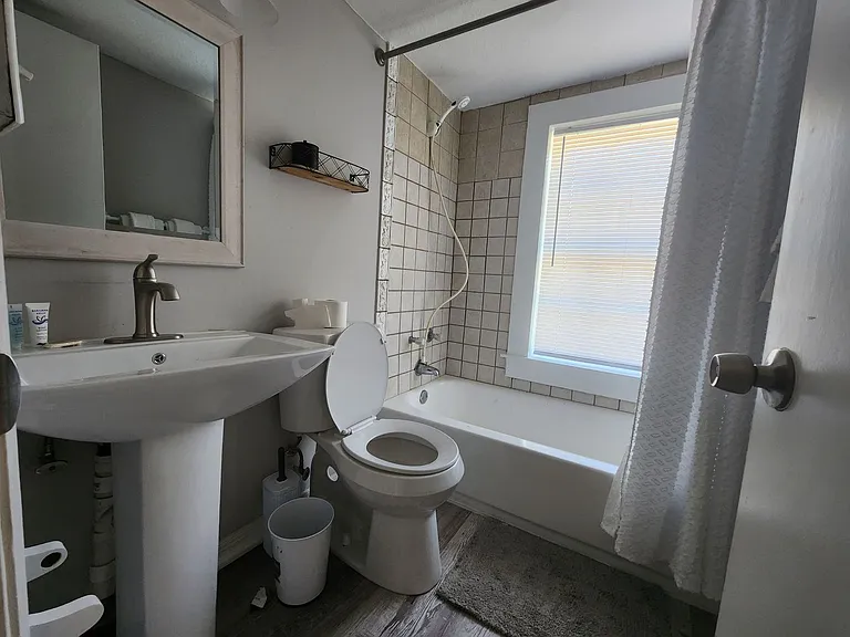 917 Oakview Ave — Photo 43