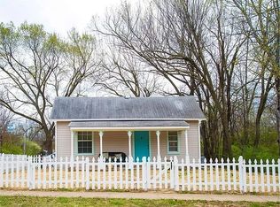 241 E Huntsville Rd, Fayetteville, AR 72701