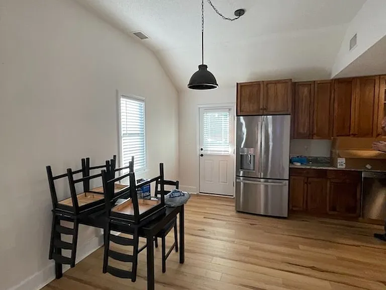 106 Airport Rd — Photo 3