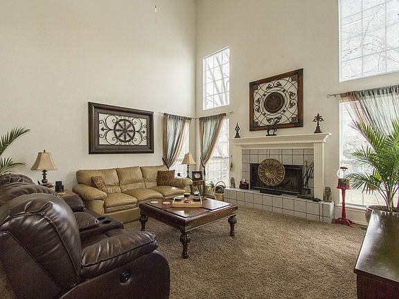 Dramatic ceiling in living room