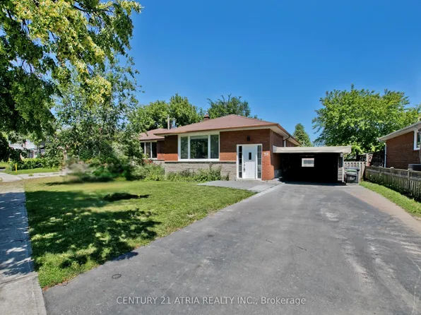 53 Bergen Rd, Toronto, ON M1P 1S1