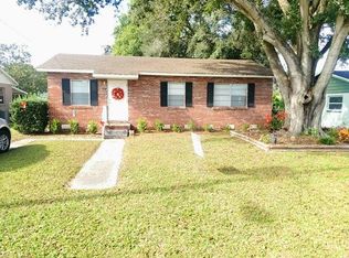 214 Nelson St, Auburndale, FL 33823