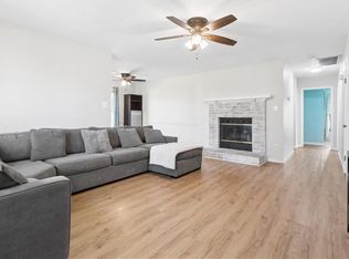 871 Avatar Dr, Virginia Beach, VA 23454