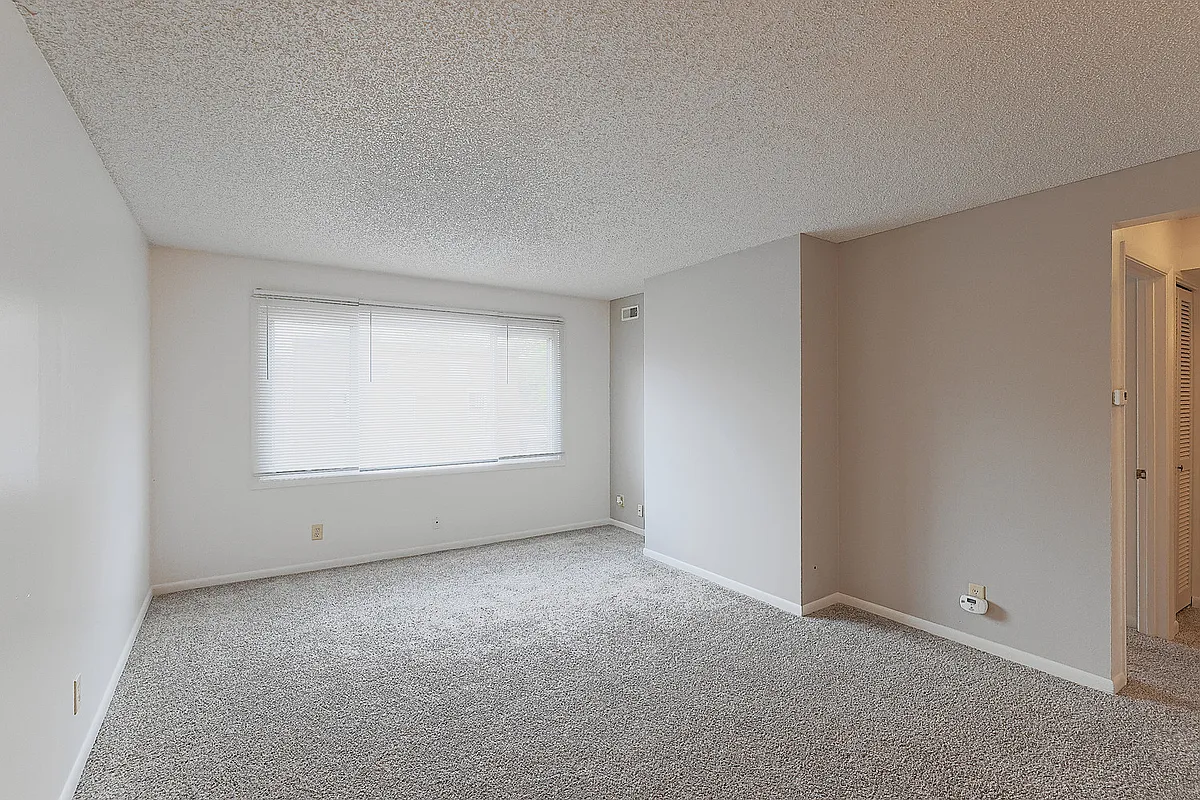 Building Photo - 945 S 12th St #2