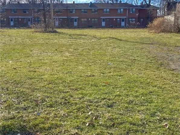 56 Ernst Ave #13, Buffalo, NY 14211