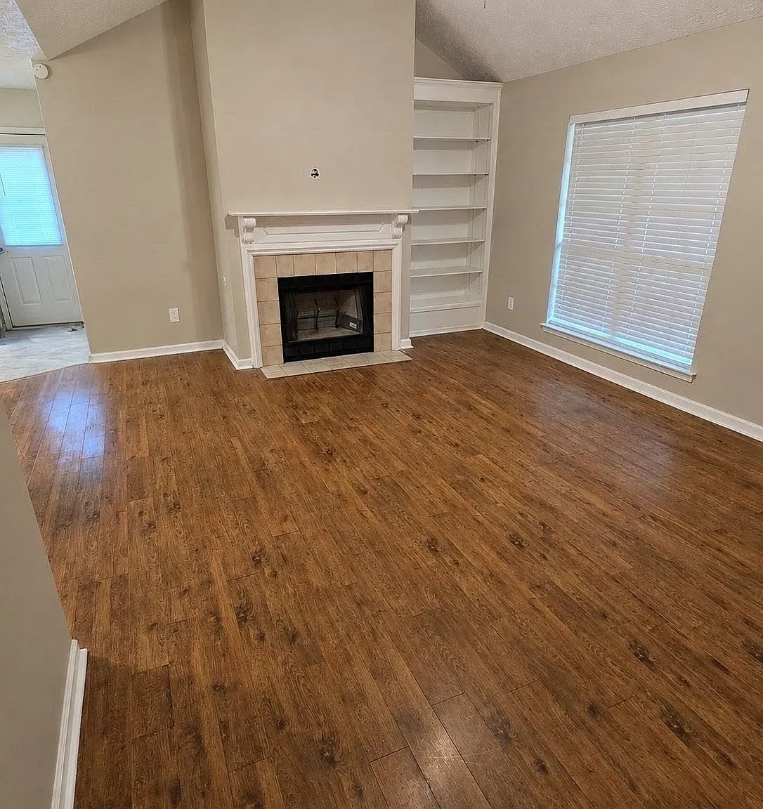 3 bed, 1269 sqft, $1,700 — Photo 2