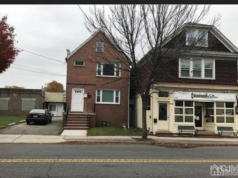 230 Washington Ave #2 — Photo 1