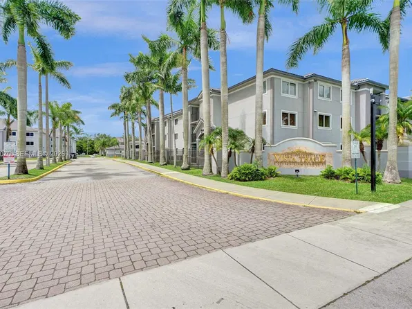 15400 SW 284th St #1204, Homestead, FL 33033