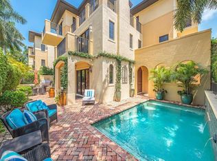 280 5th Ave S, Naples, FL 34102
