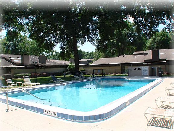 2nd image of 2060 SE 37th Court Cir