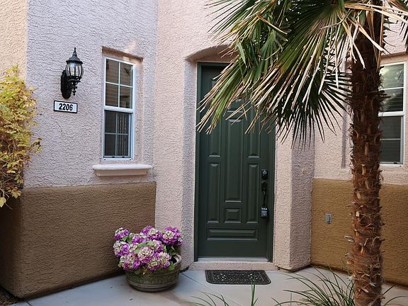 3rd image of 2206 Cast Pebble Dr