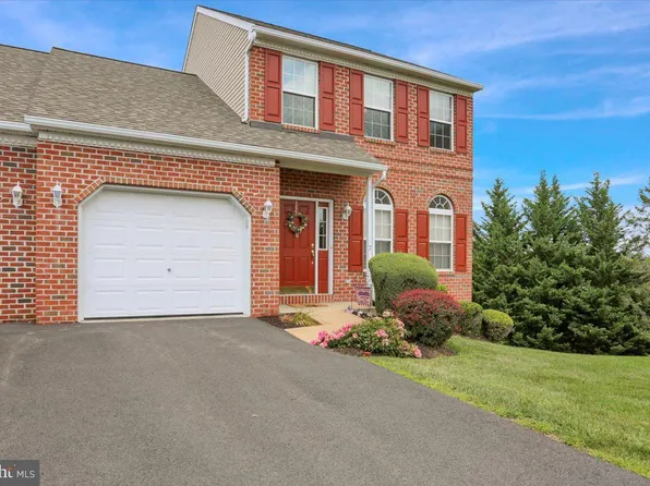 7 Bancroft Ter, Shillington, PA 19607