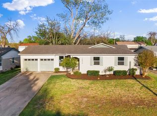 14510 Dennis Ln, Farmers Branch, TX 75234