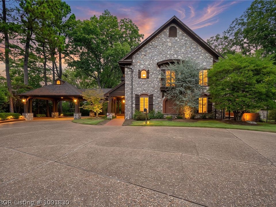 1st image of 5219 Cliff Dr