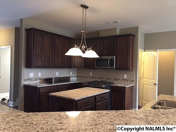 4th image of 610 Quiet Creek Cir