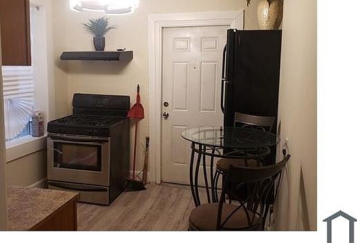 2nd image of 9730 S Prairie Ave #2F