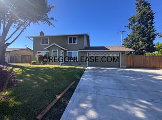 1710 Rambling Dr #1, Springfield, OR 97477
