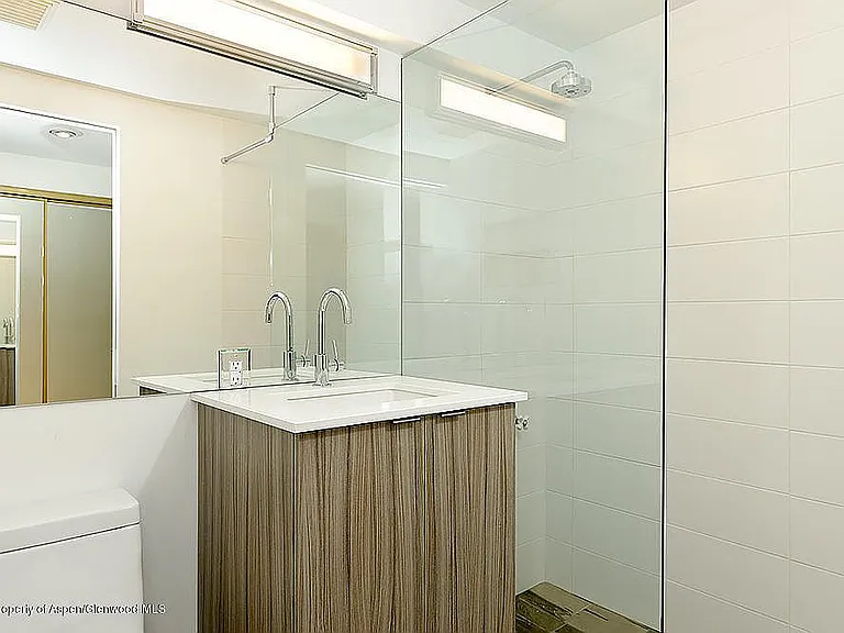 119 E Cooper Ave #TOP FLOOR — Photo 4