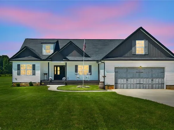6135 S State Highway 62, Burlington, NC 27215