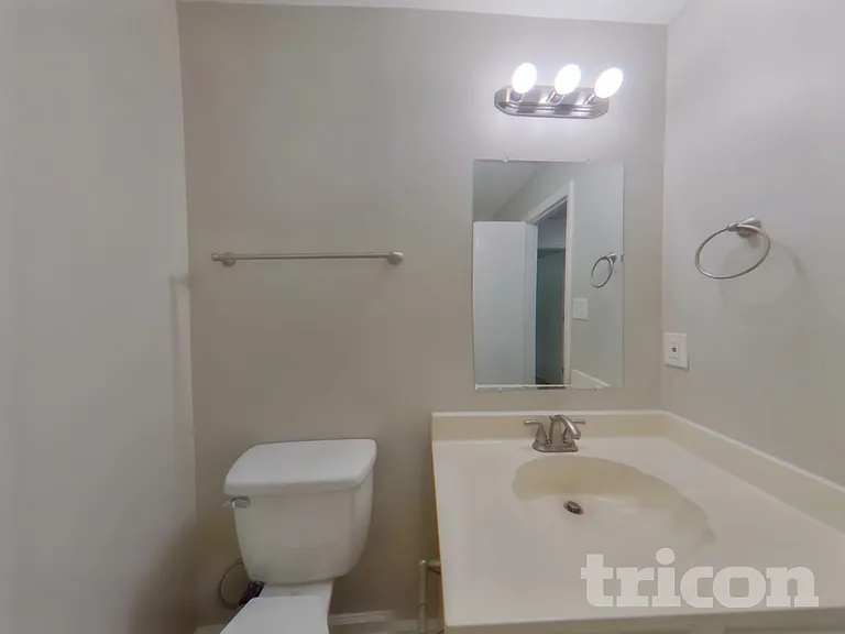 8339 Mission Hills Rd — Photo 13