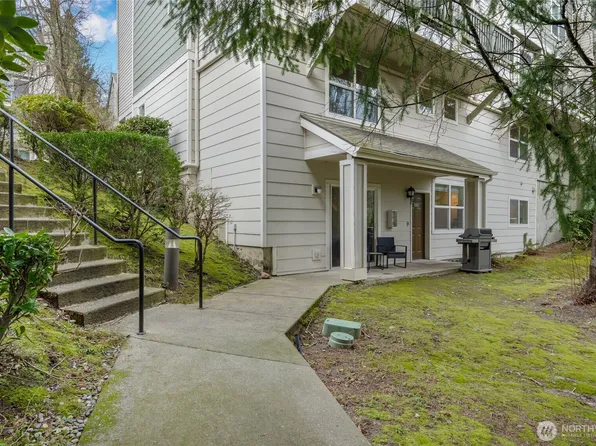 3116 164th Street SW #715, Lynnwood, WA 98087