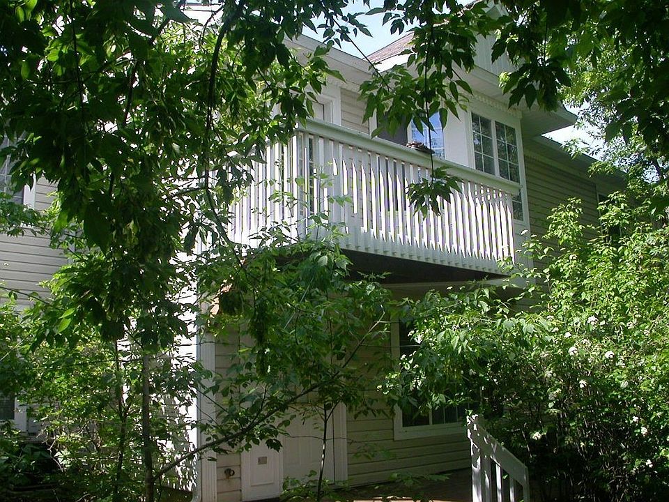 1st image of 77 N Macgillis Dr