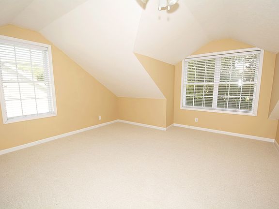 5th image of 3860 Benjamin Dr