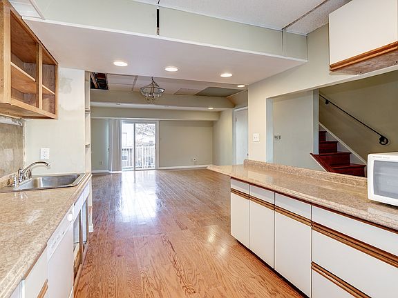 3rd image of 14478 Turin Ln #61B