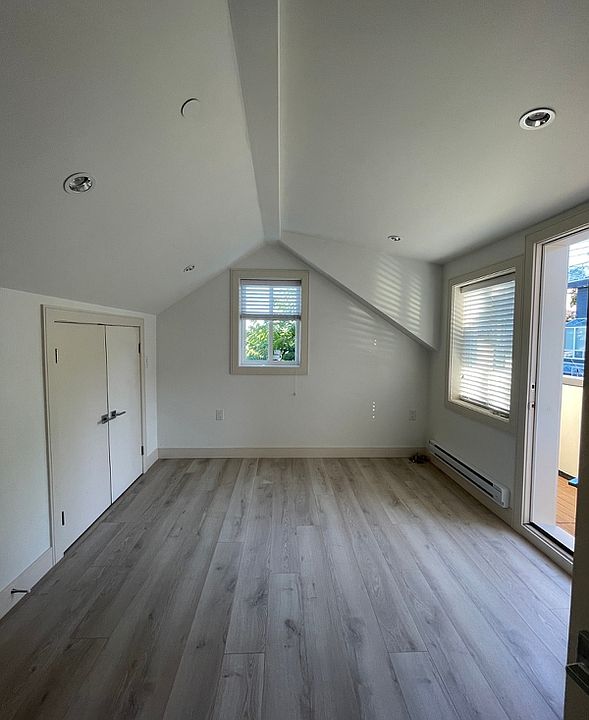2nd image of 3327 Puget Dr