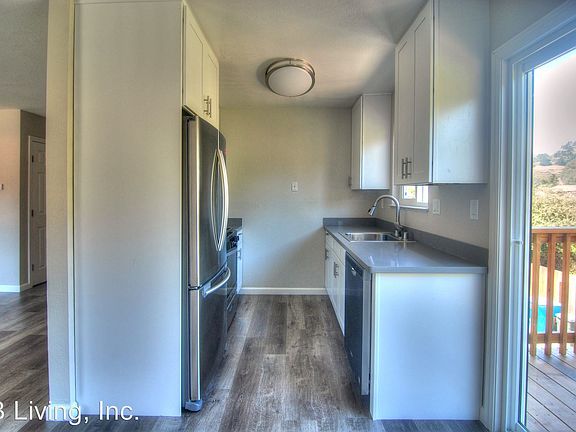 3rd image of 1336 Adobe Dr APT 03
