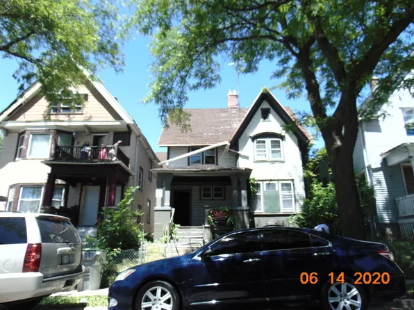 3728 W Brown St, Milwaukee, WI 53208