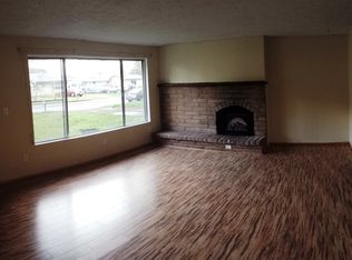 806 Evergreen Dr, Creswell, OR