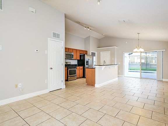 5th image of 763 Sonja Cir